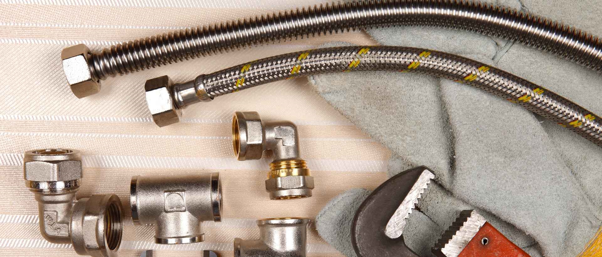 Emergency plumbers RM18